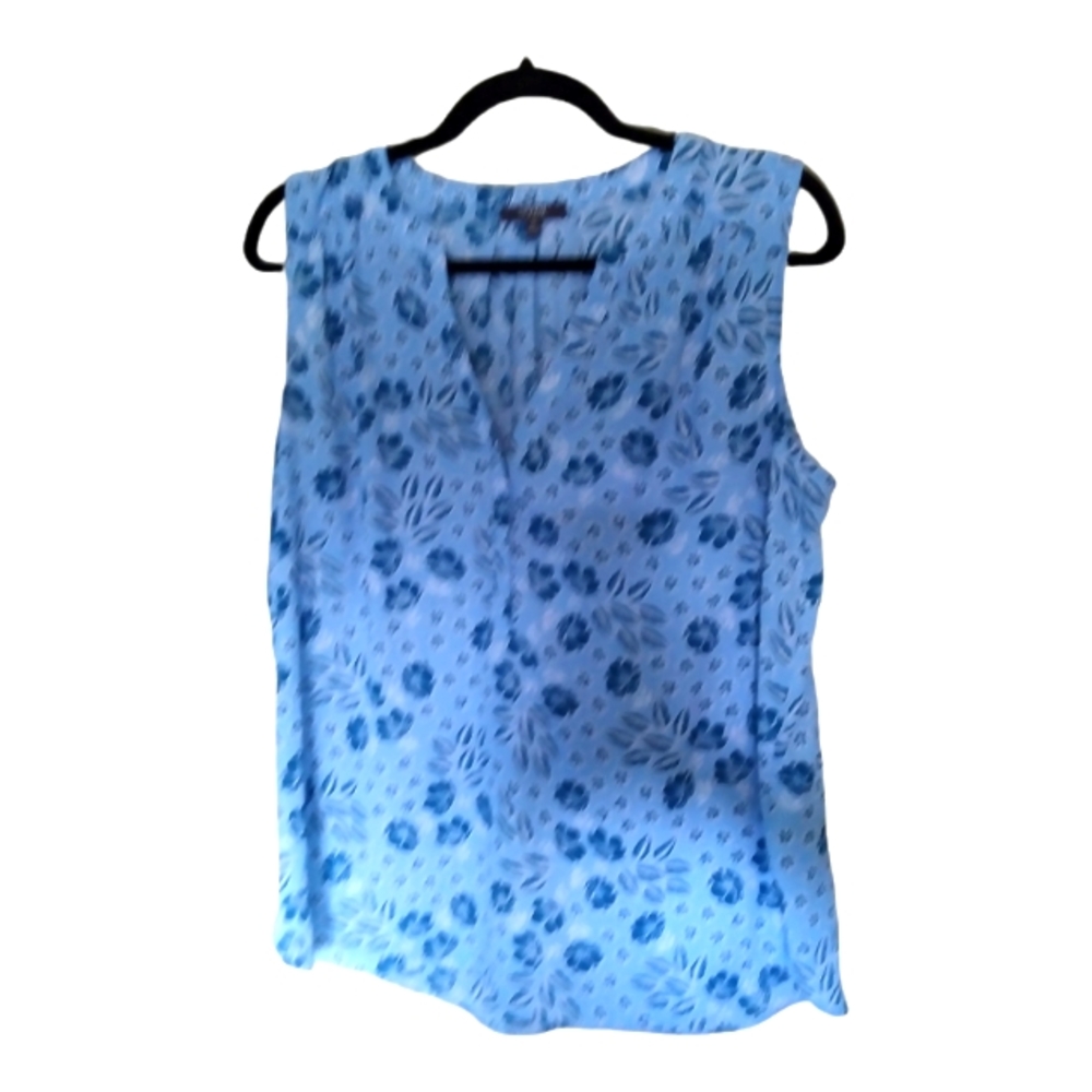 NYDJ Blue tank top with pleated back
